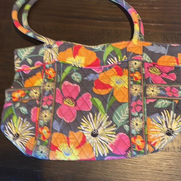 Vera Bradley tote - Picture 2 of 4